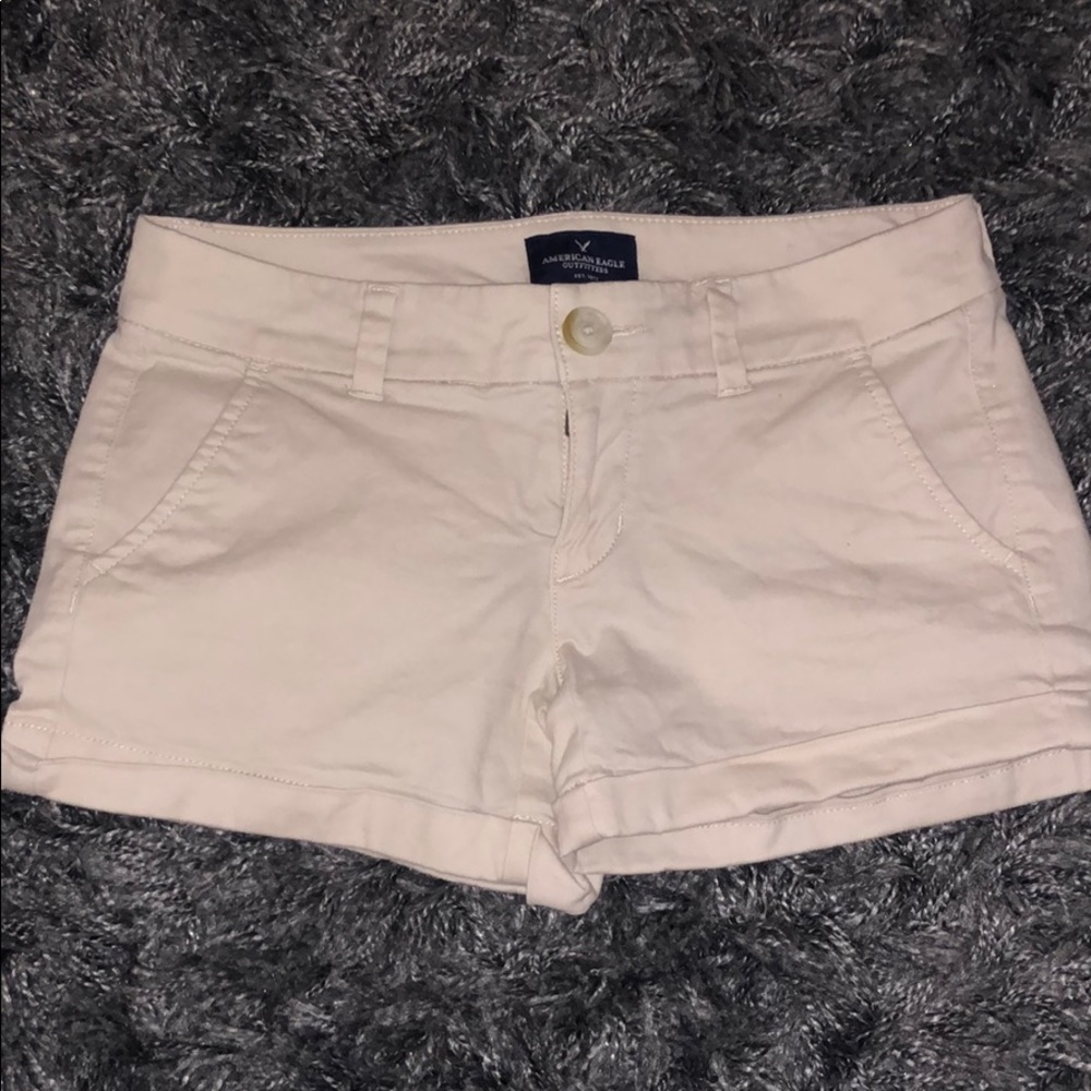 AEO Chino khaki midrise stretchy shorts size 00